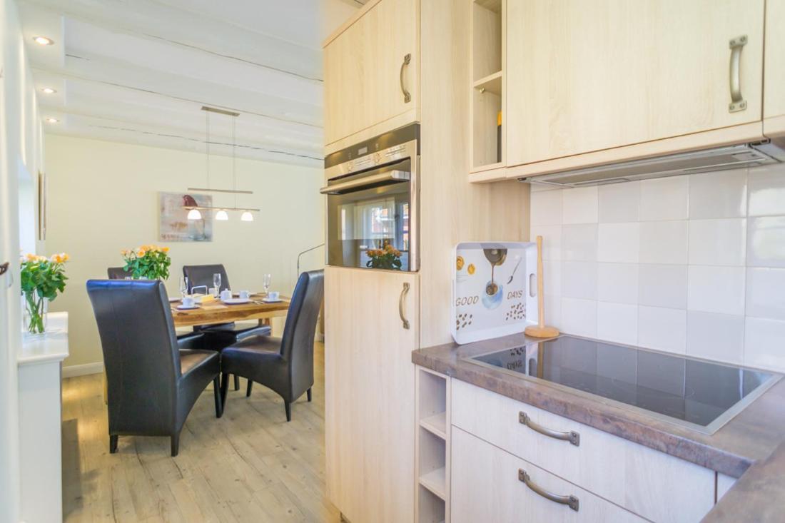 Apartment Friesenhof Suedern Bosse